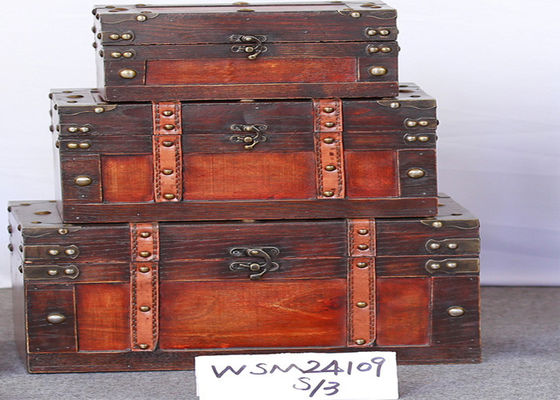 M28 Reclaimed Wood Storage Chest